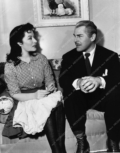 Greer garson brian donlevy - },